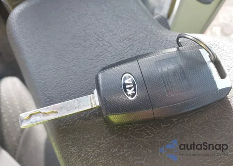 2016 Kia Optima Lx z USA, uszkodzony, nr VIN 5XXGT4L33GG001686